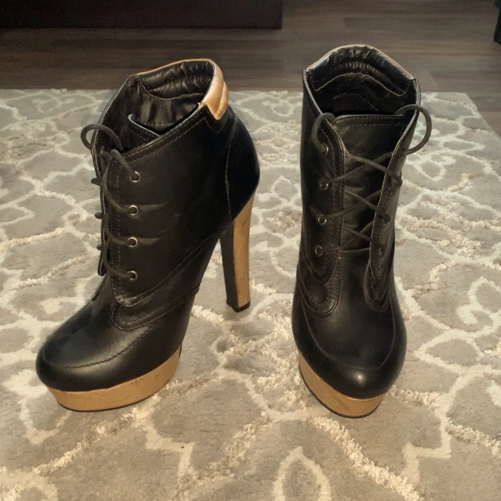Never been worn Ankle Boots